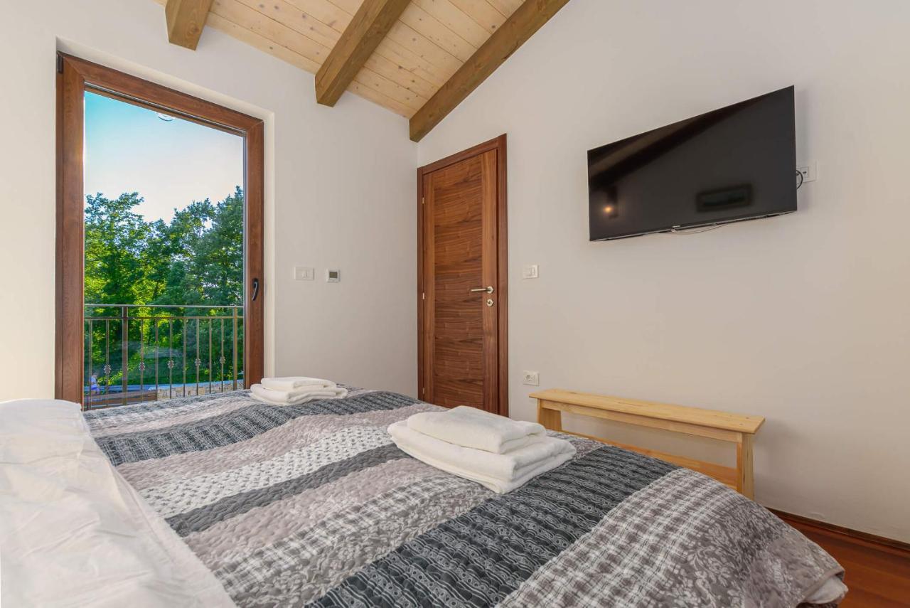 Villa David - Luxurious Secluded Villa With A Heated Pool Butkovići Eksteriør bilde